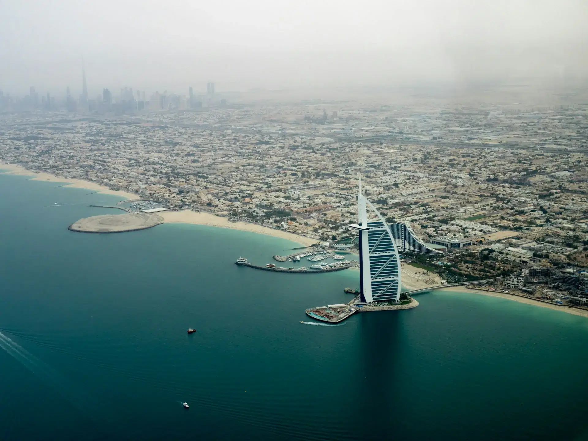 6-Day Dazzling Dubai Getaway: Sky-High Views, Desert Thrills, & Aquatic Wonders - highlight 2